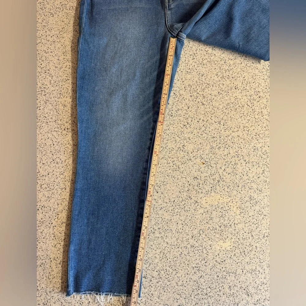 Frank & Eileen- Cork Everyday Jeans Raw Hem Antique Blue.Size 31
